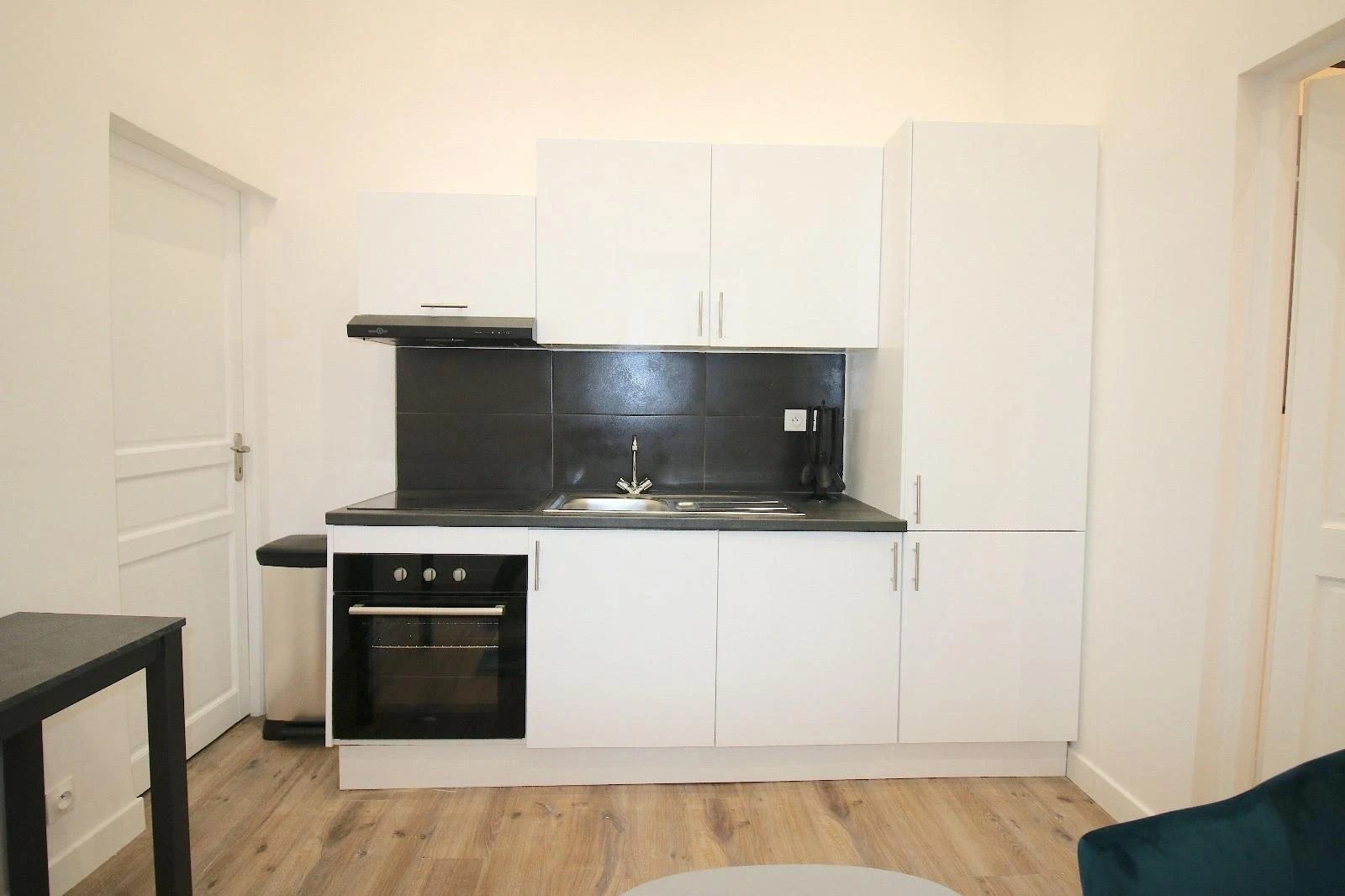 Wohnung zu vermieten 26 m², 1. Stock. Kirchenfeldstrasse 88, CH-3005 Berne, Suisse  , Bern. 