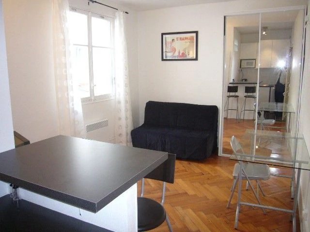 Wohnung zu vermieten 27 m². Rue du Plan 14, 2000 Neuchâtel, Suisse, Neuenburg. 